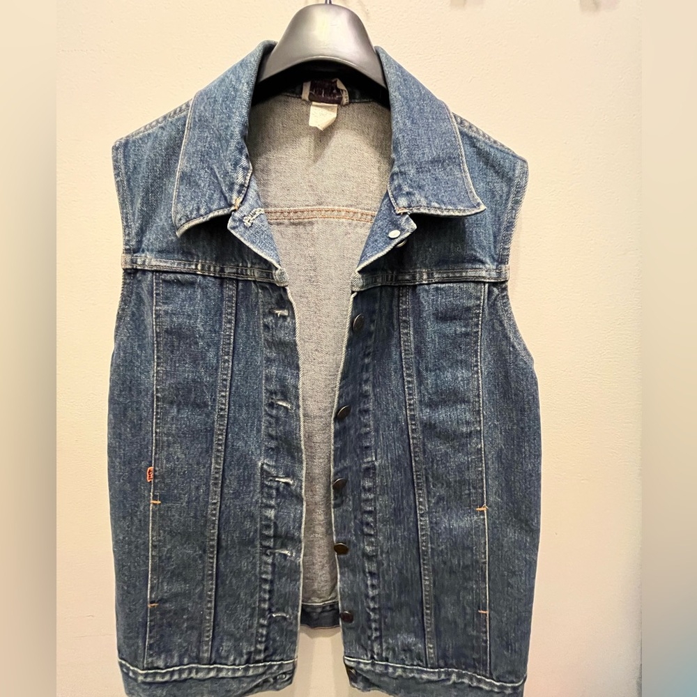 Levis vintage 70s denim vest made in Canada orange tab